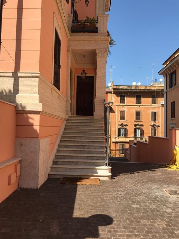 Vaticana